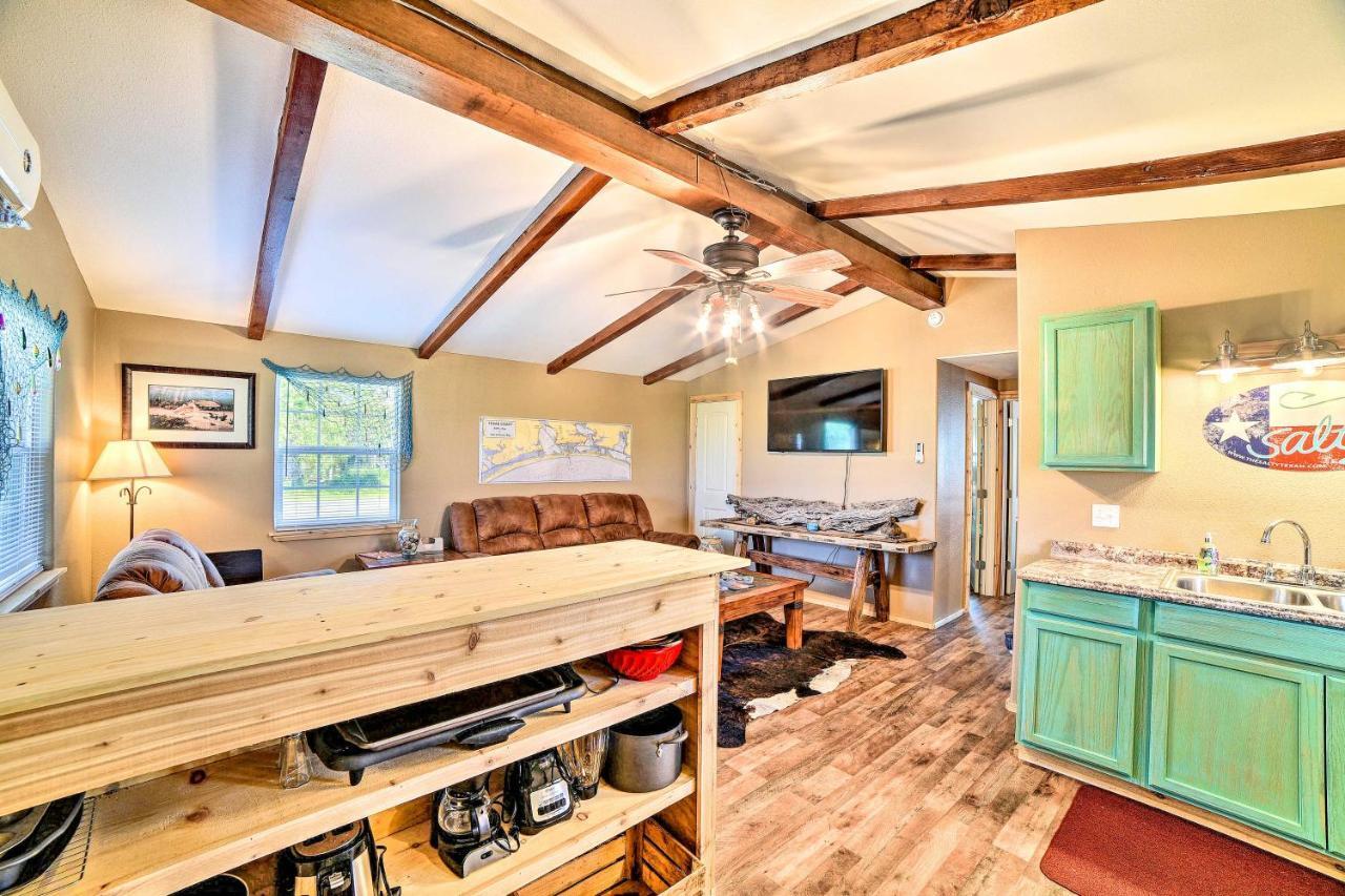 Vibrant Rockport Cottage 4 Mi To Beach And Fishing! Exterior photo
